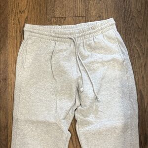 Aritzia sweatpants